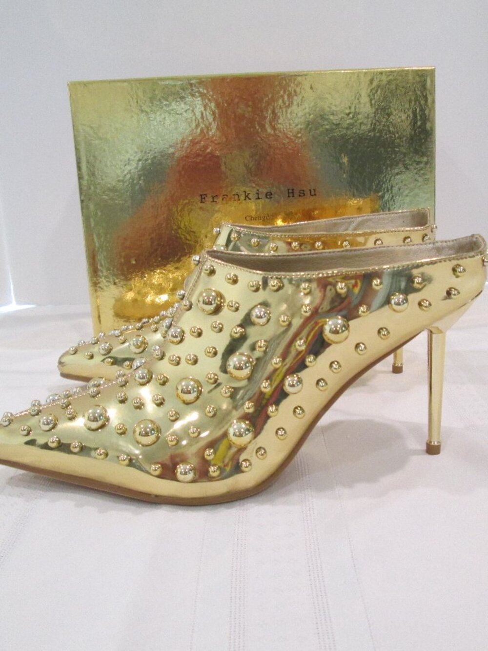 Frankie Hsu Gold Studded Stiletto Pumps | Size 10 | NIB | Metallic - Picture 5 of 14